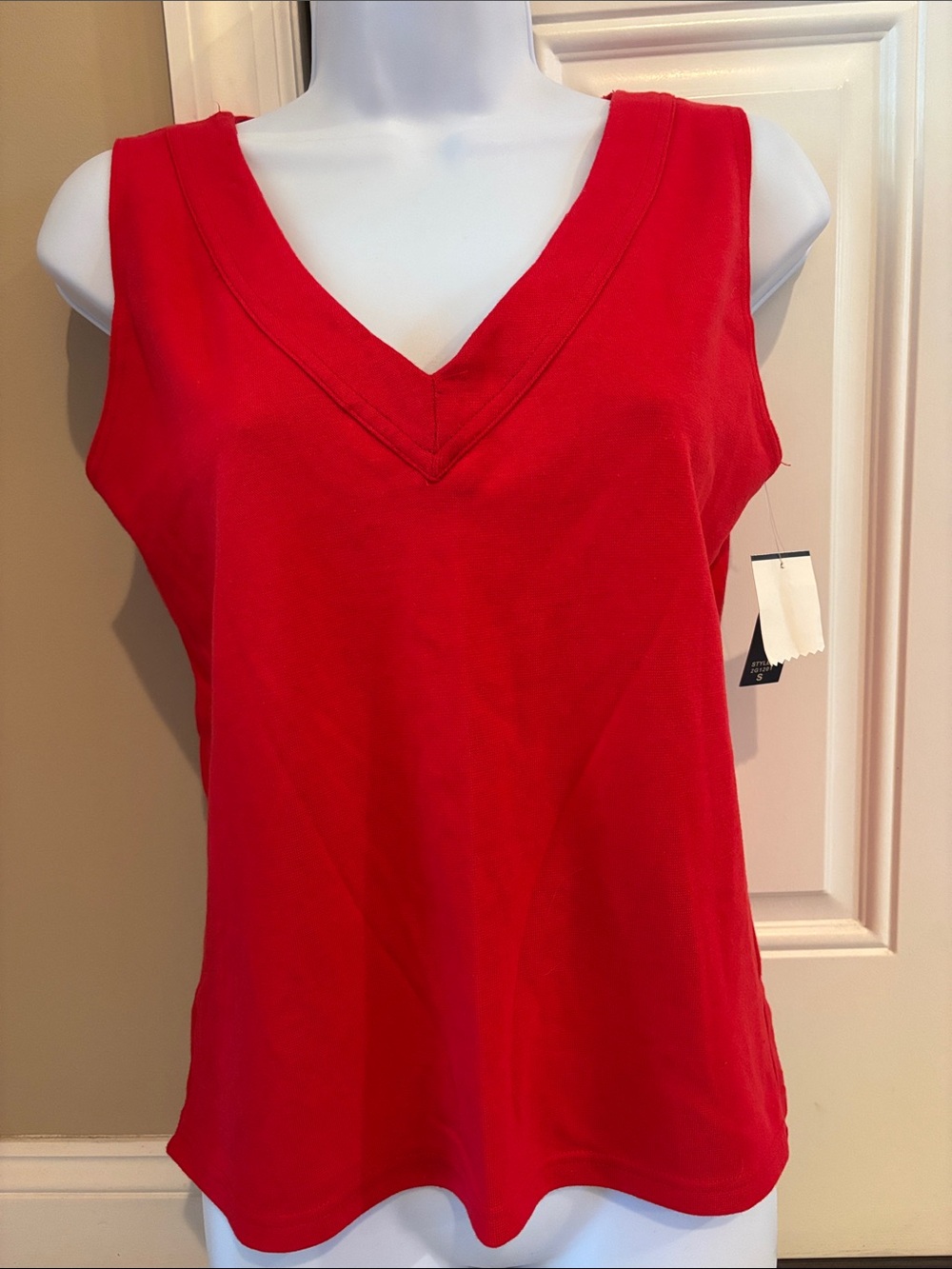 SML Sport Red Cotton V-Neck Sleeveless Tank
